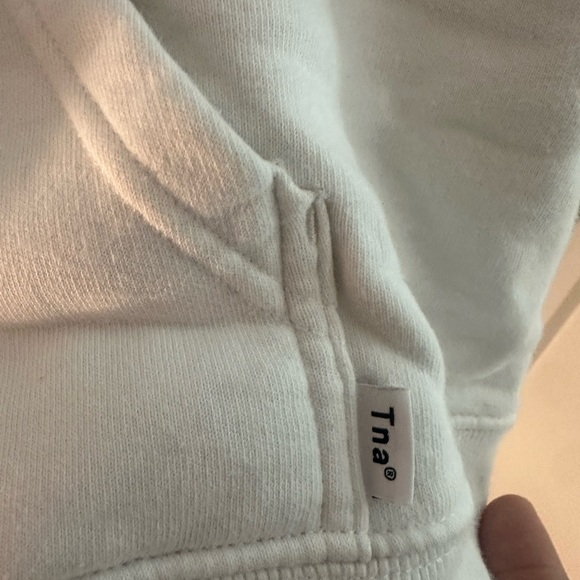 TNA Aritzia Sweatfleece boyfriend hoodie, white, women’s 3 - Picture 3 of 4